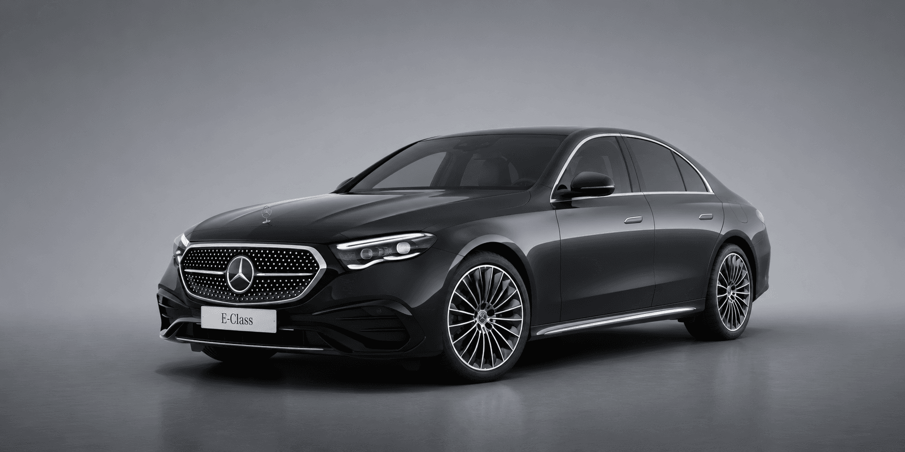 RTS Black Business Class vehicle exterior